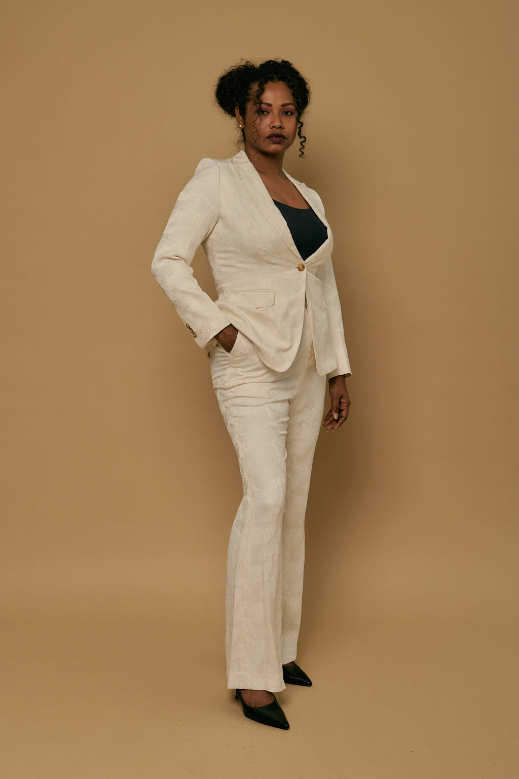 Flo Blazer in White
