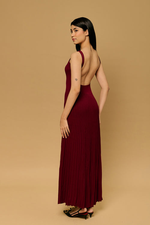 Borrow-Me in Burgundy
