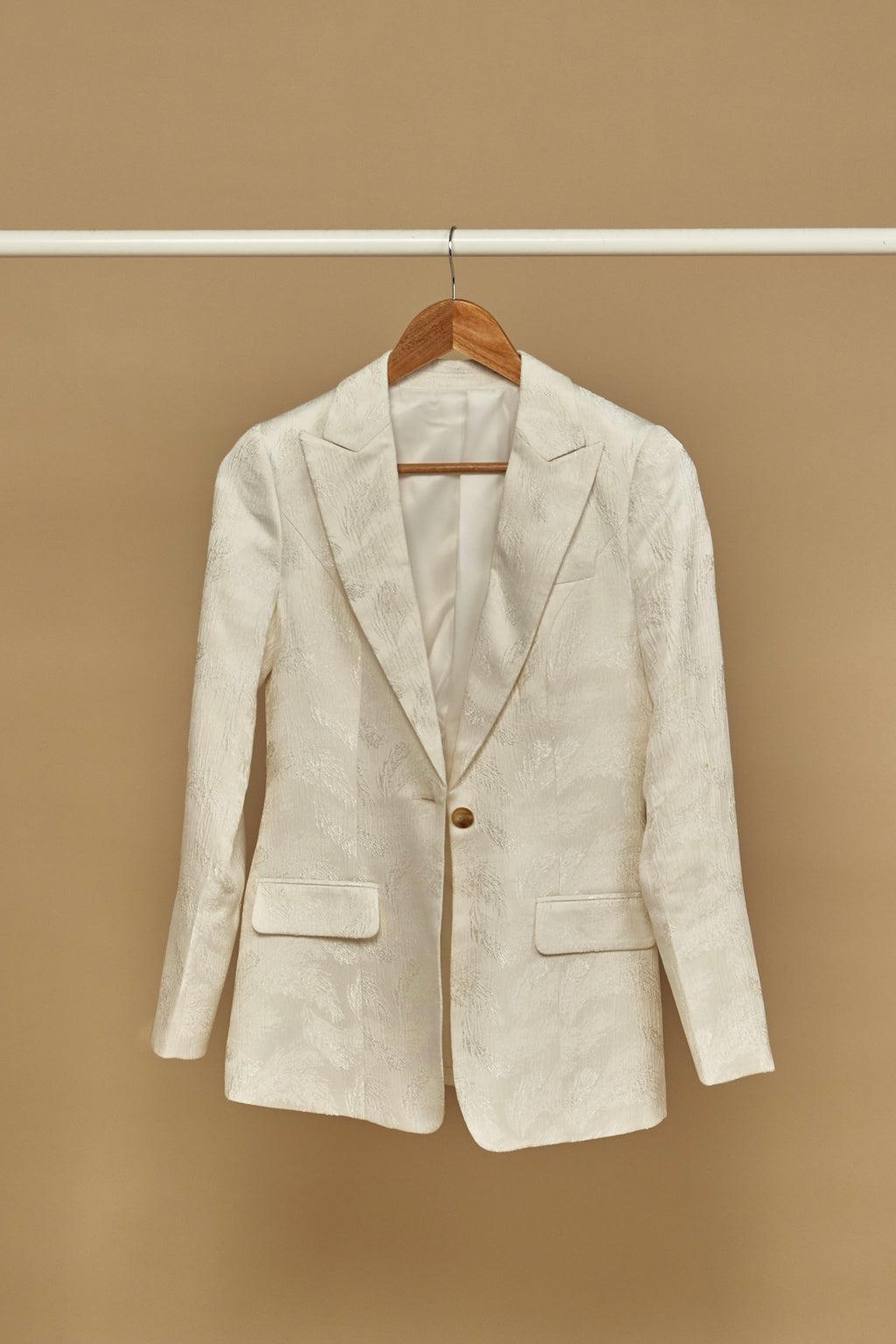 Flo Blazer in White