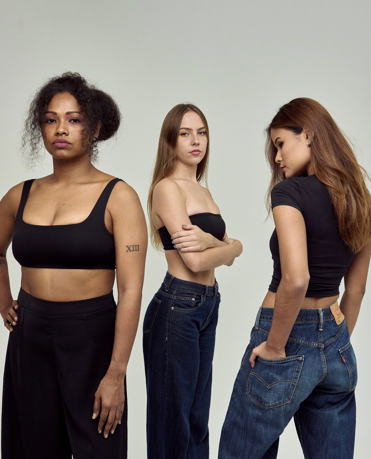 AZAYYA BASIC COLLECTION